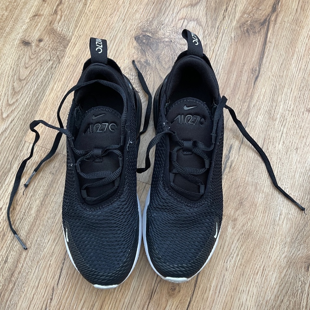 Nike Air Max 270